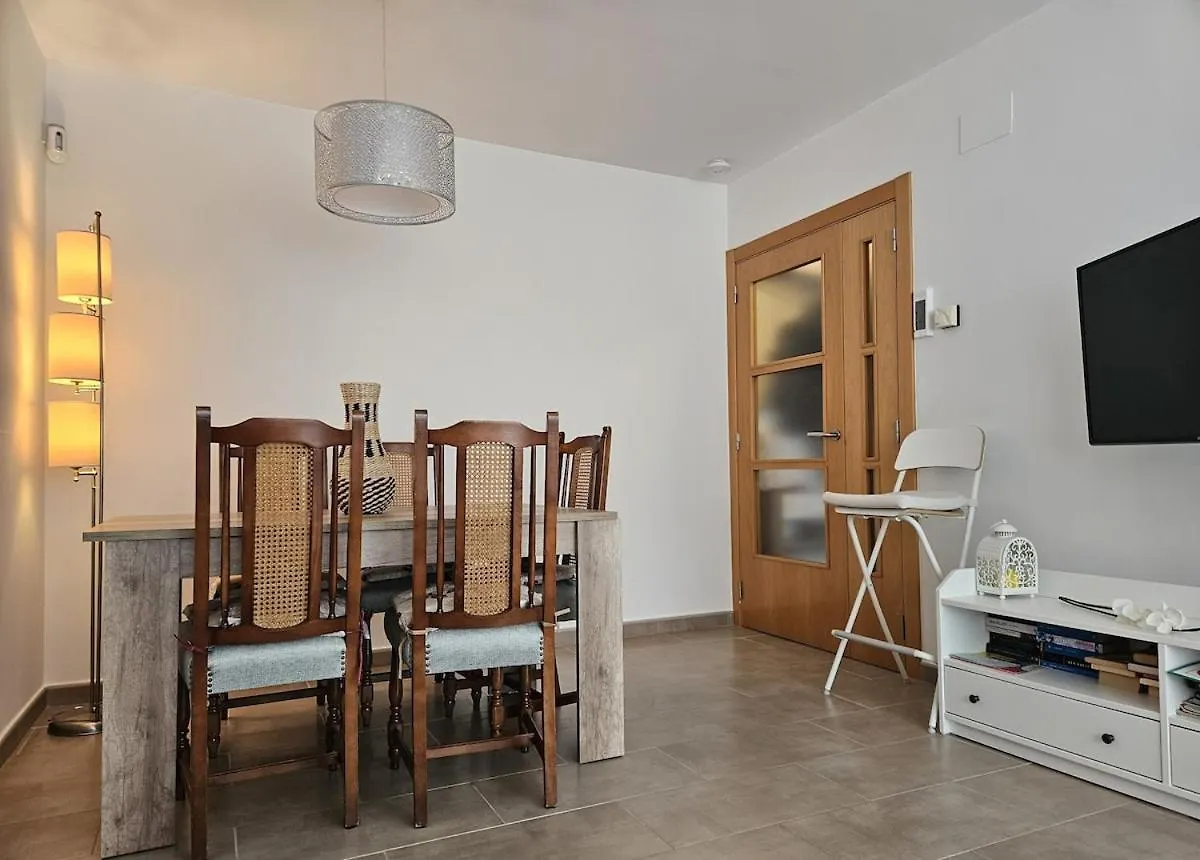 Modern Beach Apartment Segur de Calafell
