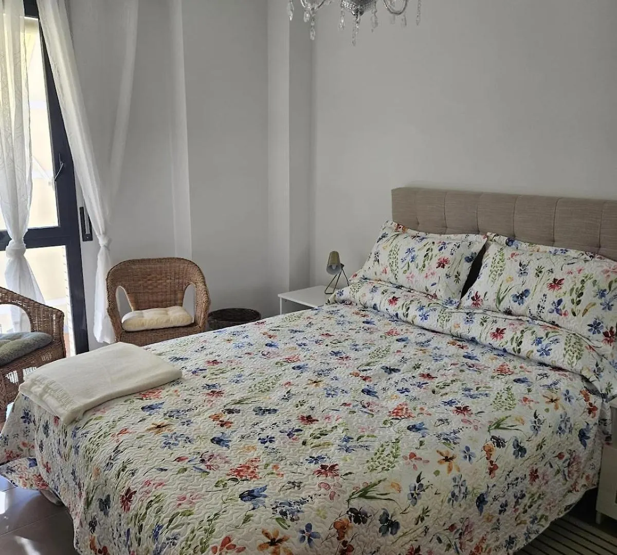 Modern Beach Apartment Segur de Calafell